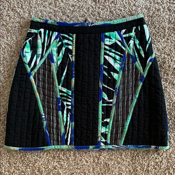 {NWOT} BCBGMAXAZRIA | Andrick Palms Quilted Skirt - Picture 4 of 8